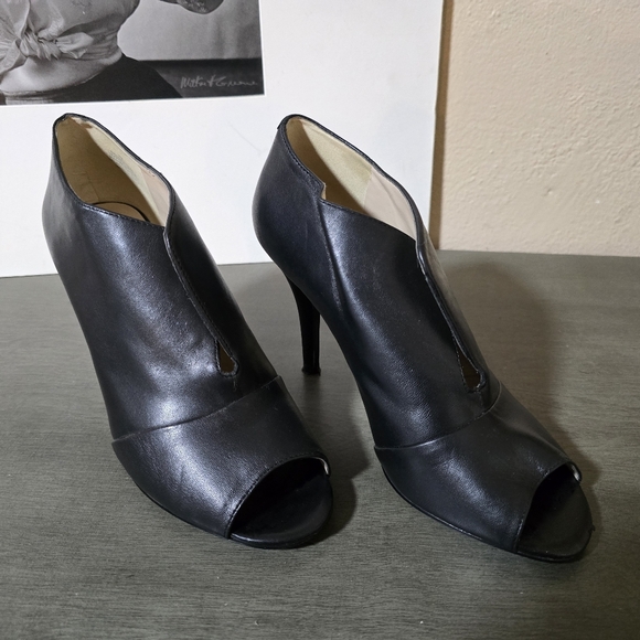 Nine West, black heels - Picture 1 of 8